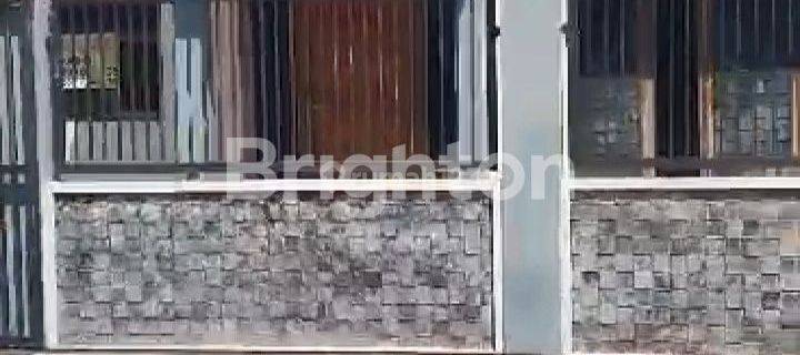 RUMAH DI PASURUAN  DEKAT HOTEL HORISON 1