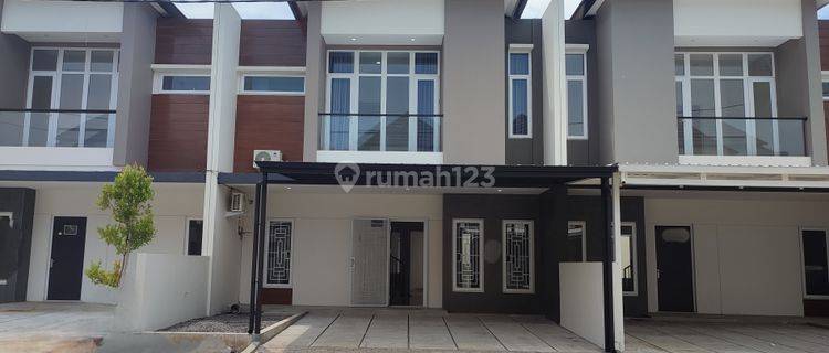 RUMAH FULL FURNISHED DI TENGAH KOTA 1