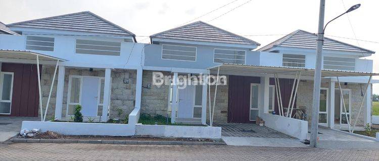 Rumah Baru Nuansa Cottage Di Candi Sidoarjo 1