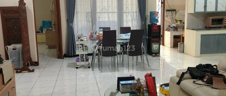 Rumah Di Istana Kawaluyaan Bandung Posisi Mainroad 1