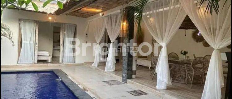 Luxurious Private Villa Lingkungan Tenang Daerah Balangan Dekat Pantai 1