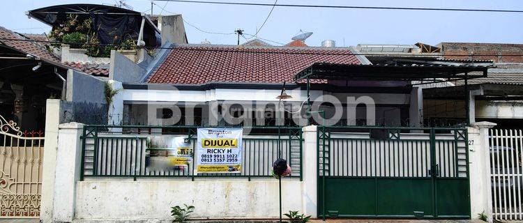 Rumah Depan Masjid Siap Huni Di Simpang Darmo Permai Selatan (sdps), Dekat Dengan Papaya Fresh Galery Dan Pakuwon Mall Surabaya Barat 1