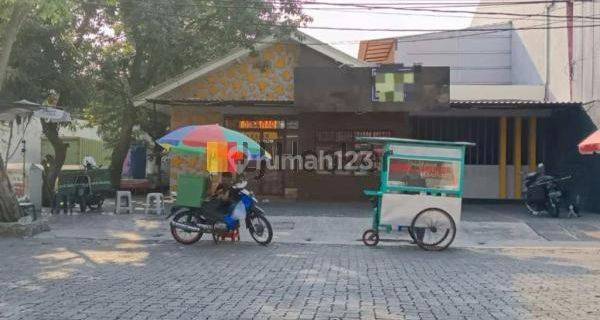 Bangunan untuk usaha di Anjasmoro Raya 1