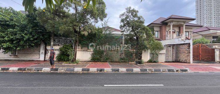 Rumah Danau Sunter Selatan, Luas 20x50m2 1