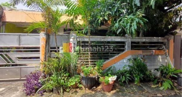 Jual Cepat Rumah Tua Lokasi Menarik, Nego, Tomang, Jakarta Barat. 1