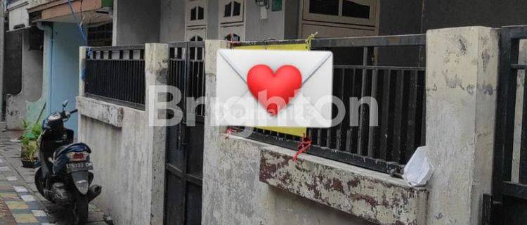 RUMAH SIAP HUNI DI JL KALIBOKOR GUBENG SURABAYA 1