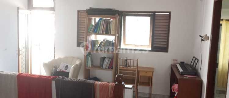 Rumah Nyaman Strategis Duri Kepa dekat Pintu Tol Kebon Jeruk #DD 1