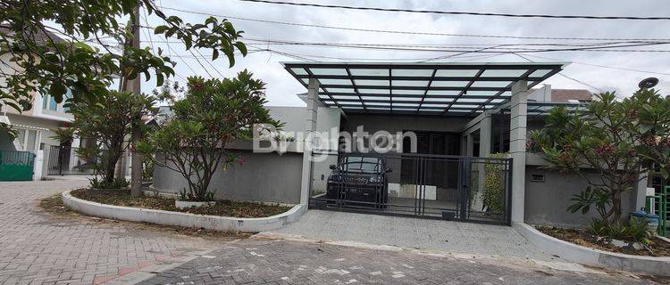 Rumah Hook di perumahan Pondok Nirwana 1