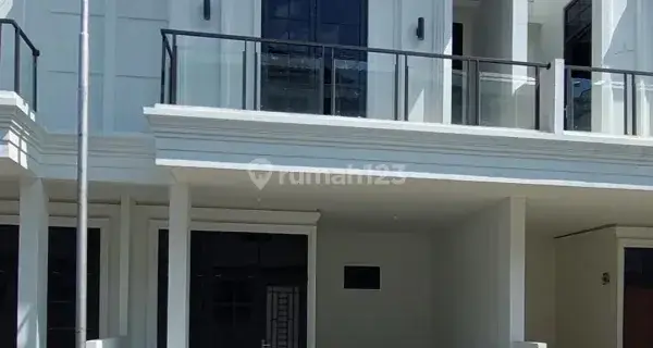 Dijual Villa Dalam Komplek Daerah Helvetia Shm 1