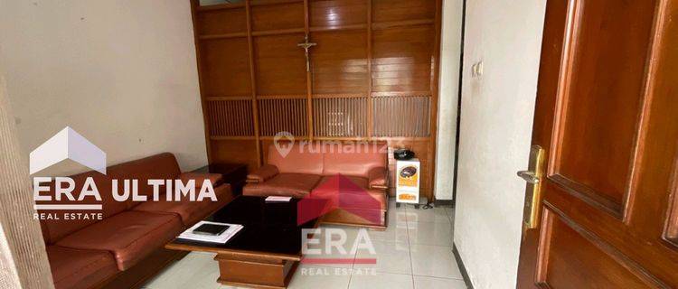 Rumah Siap Huni Bagus Semi Furnish di Setrasari 1