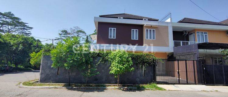 Rumah Baru Full Furnished Di Hook Taman Holis Indah 2 THI Bandung 1