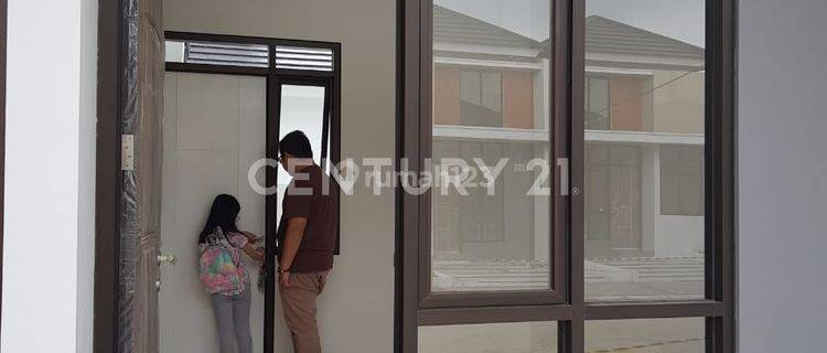 Rumah Bagus Di Cluster West Portofino Citra Raya S7360 1