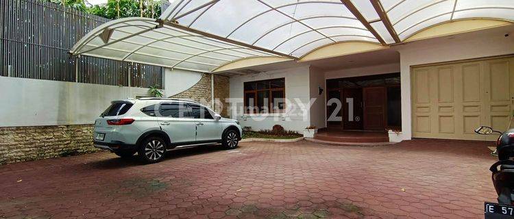 Rumah Lux Siap Huni Di Hegarmanah Setiabudi Bandung 1