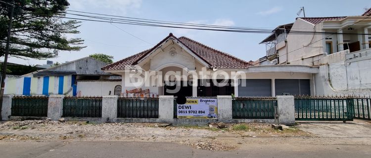 Di Sewakan Rumah Di Premium Area Cocok Untuk Usaha,kantor,hunian.parkir Luas Di Jalur Jl Raya Besar Baranagsiang Tegal Lega 1
