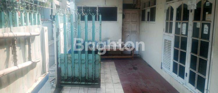 RUMAH TUA HITUNG TANAH TANJUNG DUREN 11x 11m2 DEKAT PASAR KOPRO 1