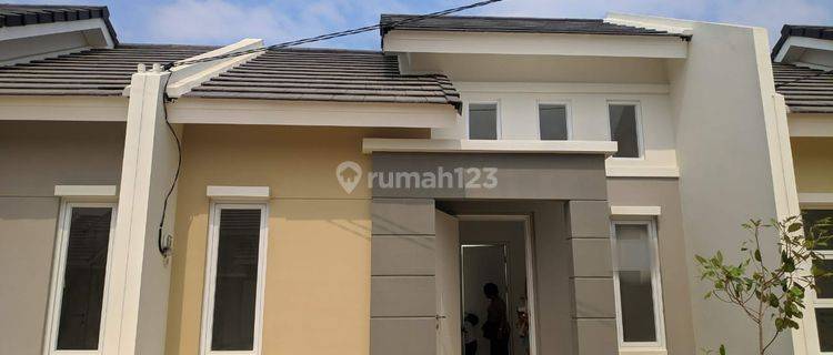 Rumah Unfurnished Cluster Kalista, Summarcon Karawang 1