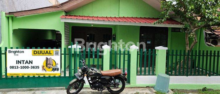 RUMAH  RAPIH ASRI SIAP HUNI LOKASI TANAH BARU 1