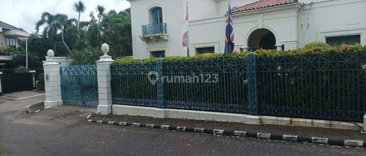 RUMAH LEBAK BULUS JAKARTA SELATAN 34179 1