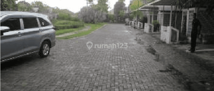 RUMAH ROYAL RESIDENCE SURABAYA 57512 1