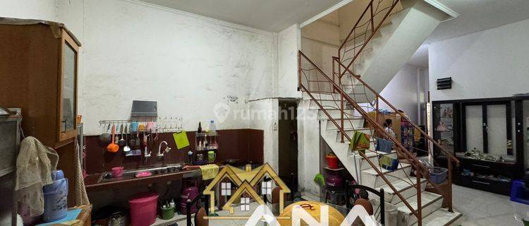 ANA RUMAH HOEK UK 5X18M DI JELAMBAR 1