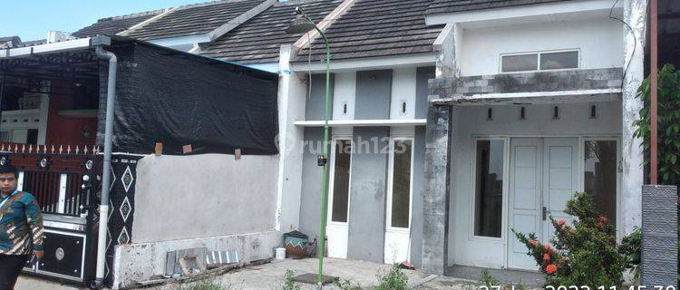 RUMAH DE GRAHA SUCI GRESIK 68933 1