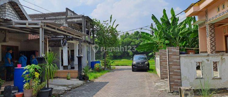 RUMAH GLURANPLOSO GRESIK 68946 1