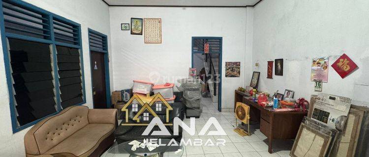 ANA RUMAH DEKAT JALAN RAYA UK 8X15M DI JELAMBAR 1