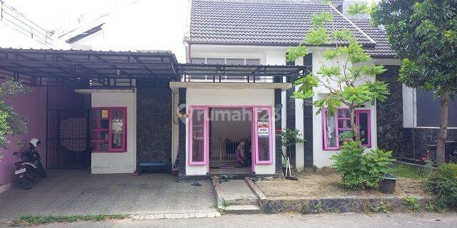 RUMAH SIMPANG CANDI PANGGUNG BARAT MALANG 77561 1