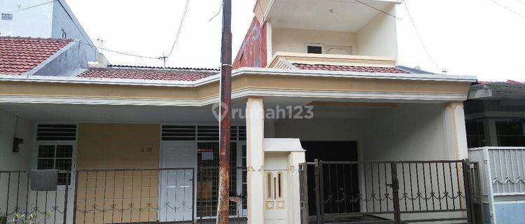 Rumah  Surabaya Barat Murah Darmo Indah Selatan Dekat Jalan Raya 1