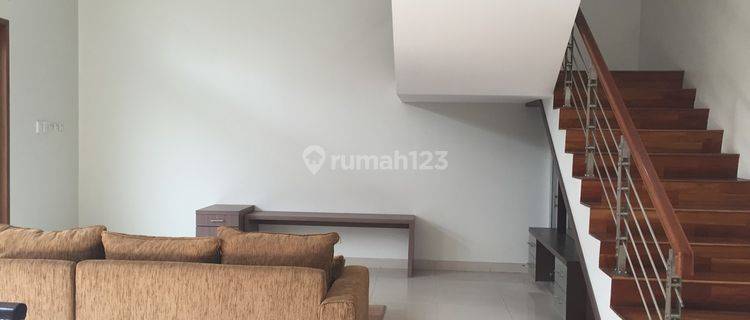 RUMAH JL CINIRU KEBAYORAN BARU JAKARTA SELATAN 1