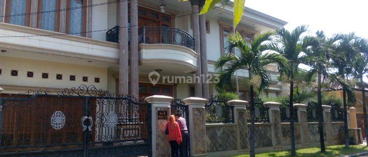 Rumah cantik strategis harga murah di Cempaka Putih Jakarta pusat 1