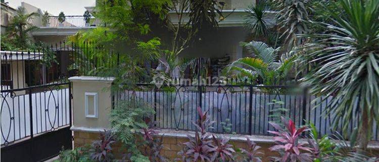 House @ Kemang, close to australian & new zealand school, quite and fave area 1