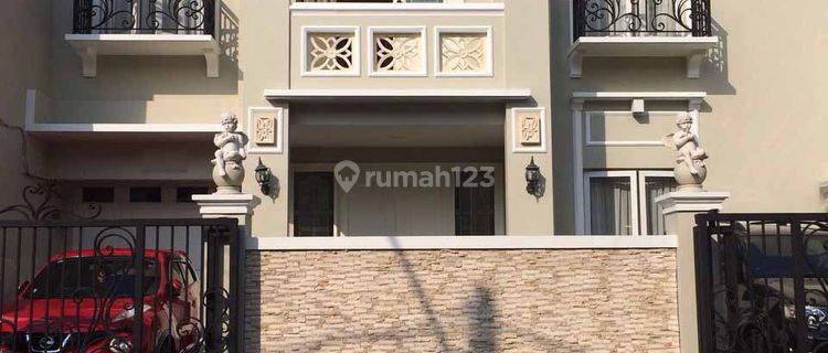 Rumah Full Furnish Kelapa Gading 1