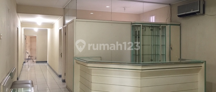 Prime Location for Rent!!!! Cihampelas Bandung 1