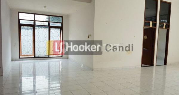 Dijual Rumah di WR Supratman Kalibanteng 1