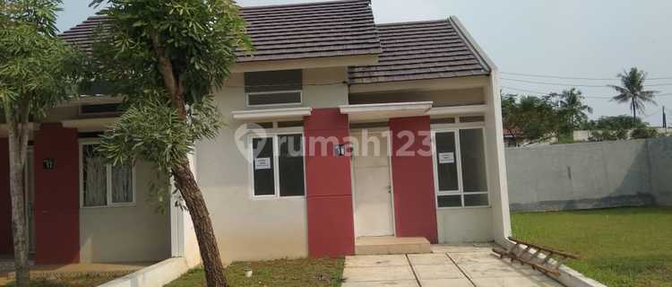 Fully Furnished 2 AC & Water Heater New House, Aluminum Kitchen Set, Front and Back Canopy Already Renovated, Cheapest Opposite Alfamidi & Pool R Cheapest in BSD, Bonus Front and Back Canopy. 1