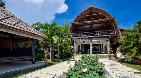 B14 villa Mahavira di Lokapaksa Mahavira Beach Villas In Lokapaksa, Bali Utara 1