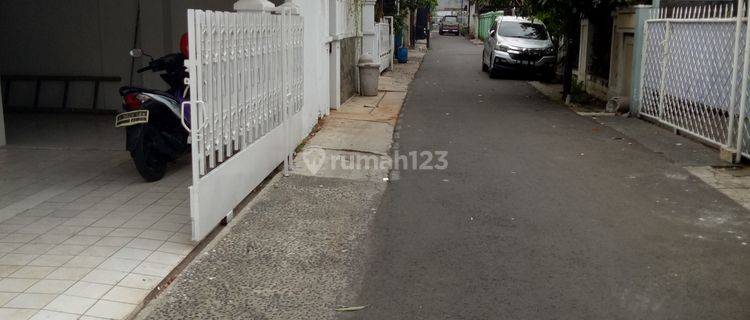 Rumah Murah....!!! jalan 2 mobil cocok untuk kantor dan tempat tinggal 1