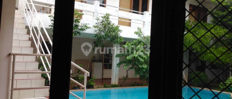 Cinere Blok B, Jalan Pinus, Ada Kolam Renang , Dekat Cinere Mall 1