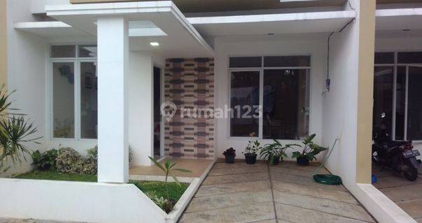 Rumah Town House Full Furnish Bintaro Japos Pinggir Jalan 1