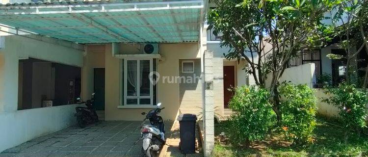 Dijual rumah minimalist dua lantai siap huni 1