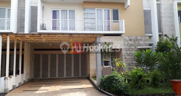 SEMI-FURNISHED HOUSE IN GRAND ORCHARD AREA, KELAPA GADING, NORTH JAKARTA 1