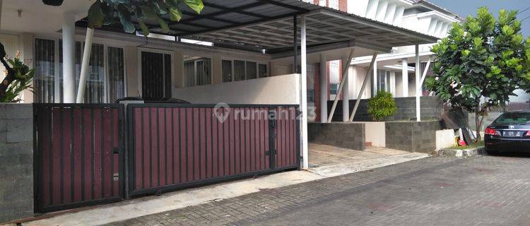 Rumah di perumahan Bukit Cimanggu city akses dekat Tol  1