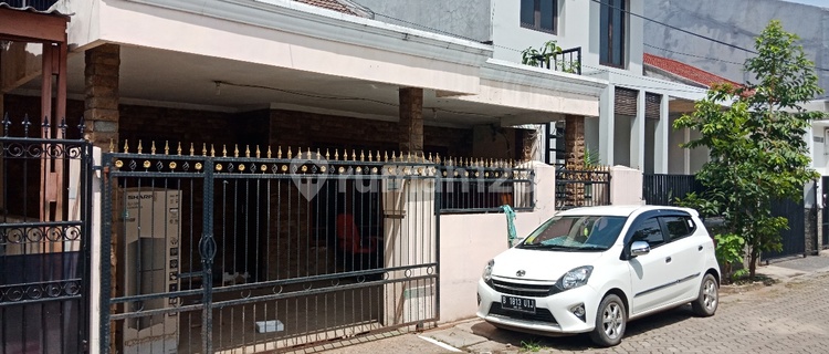 Rumah Cantik Cluster 2 lantai Kelapa Gading LT 136 m2 di bawah NJOP harga termurah, Lebar Jalan 2 mobil 1