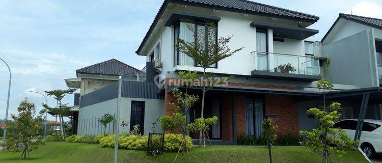 Turun Harga!! Rumah di Komplek Kamandaka Kota Baru Parahyangan 1