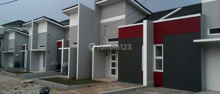 RUMAH MODERN MINIMALIS DEKAT STASIUN 1