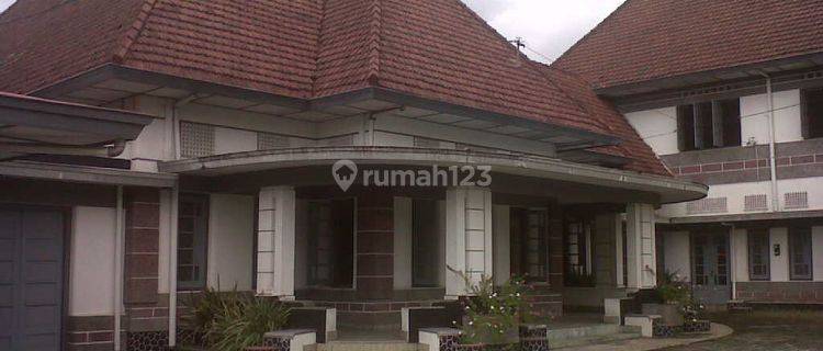 Rumah Heritage Lokasi Strategis di Yogyakarta 1