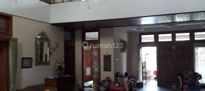 Turun Harga Rumah mewah antik tengah kota solo Bonus Furniture BU 1