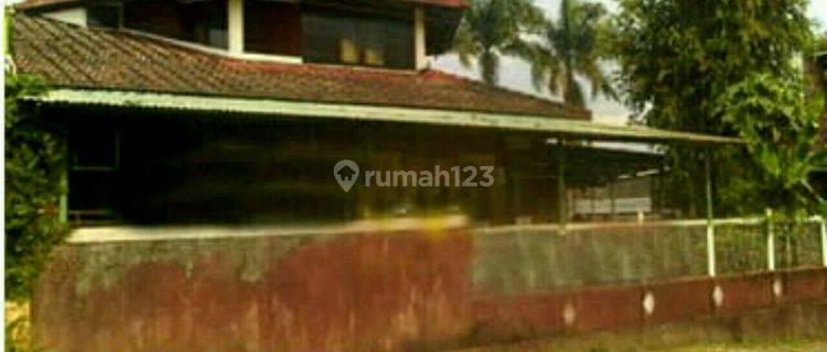 Rumah pojok murah dekat Pasar Besar Malang 1