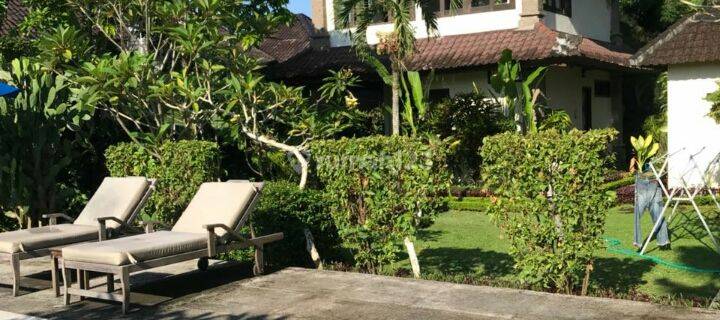 FOR SALE / DIJUAL VILLA MEWAH SIAP HUNI DENGAN SWIMMING POOL LOKASI STRATEGIS DI UBUD - BALI 1